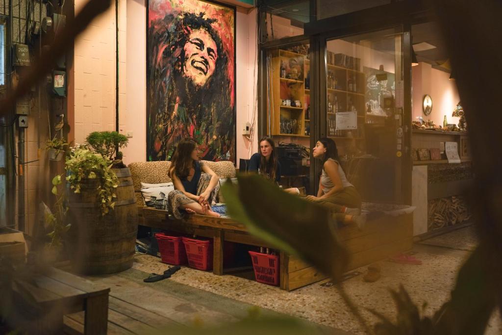 Hosté ubytování Dulan The Travel Bug Bistro Inn