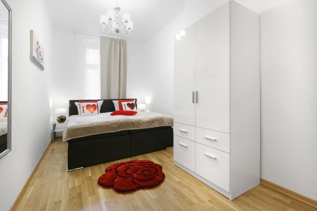 Grand Central Mitte Apartment - Two-Bedroom Apartment