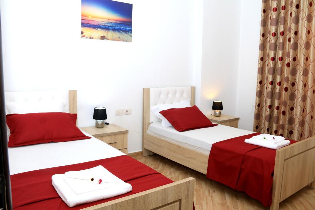 Apartment Panorama - Image 2