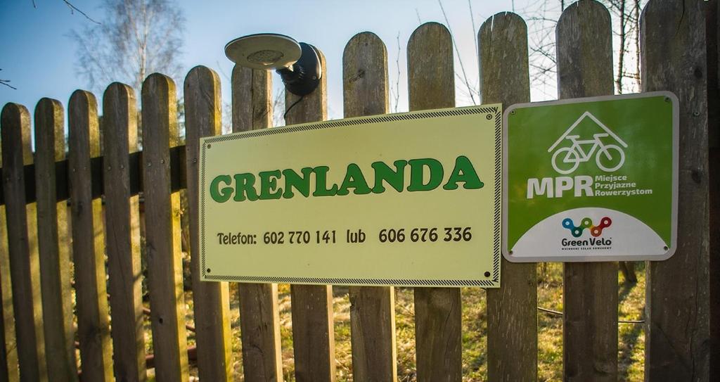 Certifikát, hodnocení, plakát nebo jiný dokument vystavený v ubytování Grenlanda