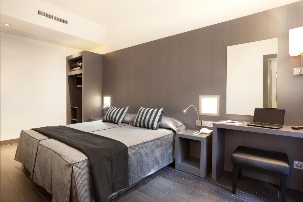 Dalia Ramblas - Resim 22