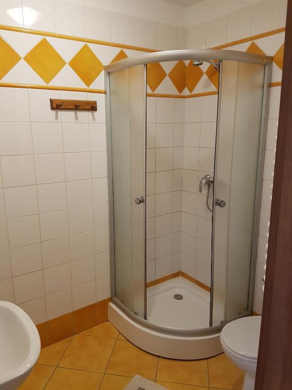 Kúpeľňa v ubytovaní Karczma na Woli