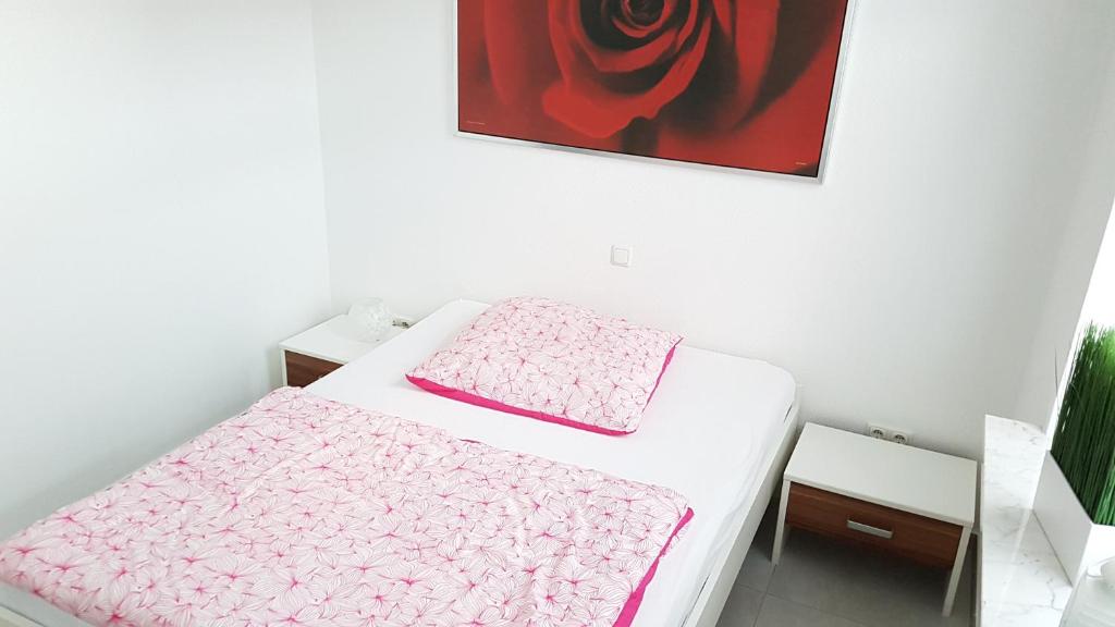 Zimmervermietung Mülheim - Double Room With Private Bathroom
