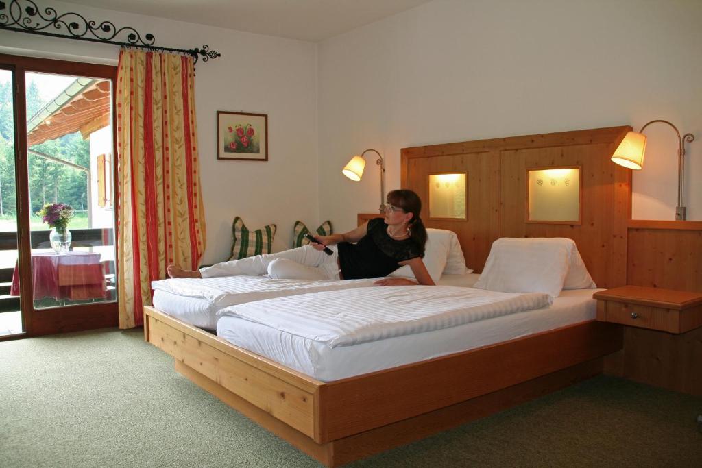 Fotografie z fotogalerie ubytování Hotel Garni Pension zur Wacht v destinaci Strobl