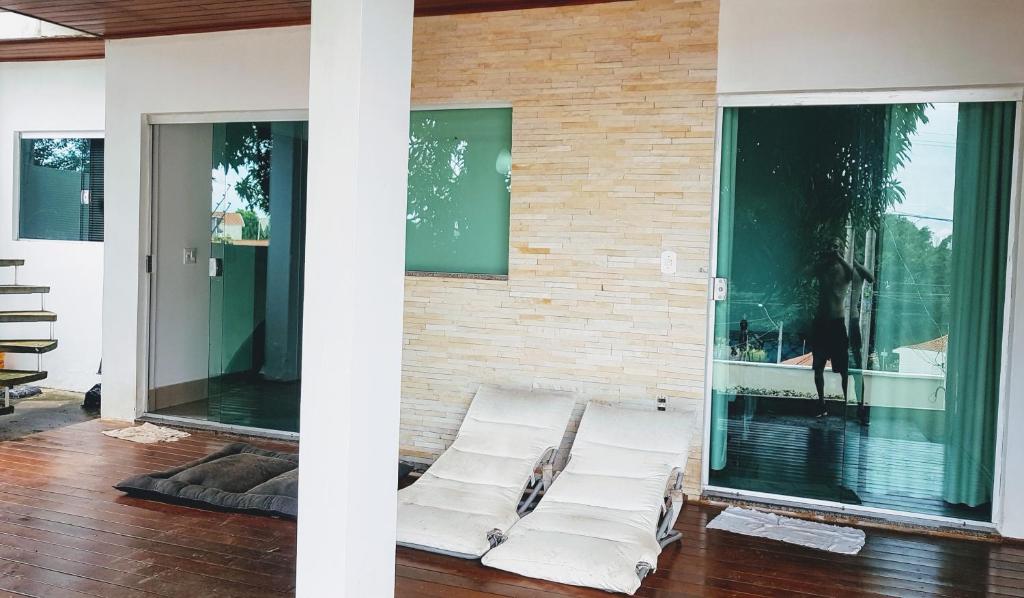  Quarto com Varanda - Casa do Edson