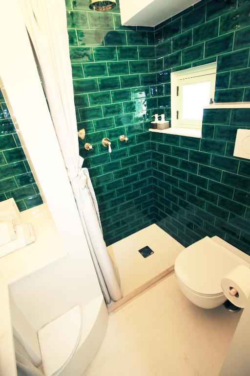 A bathroom at DOMUS OTIUM OSTUNI - Tiny House