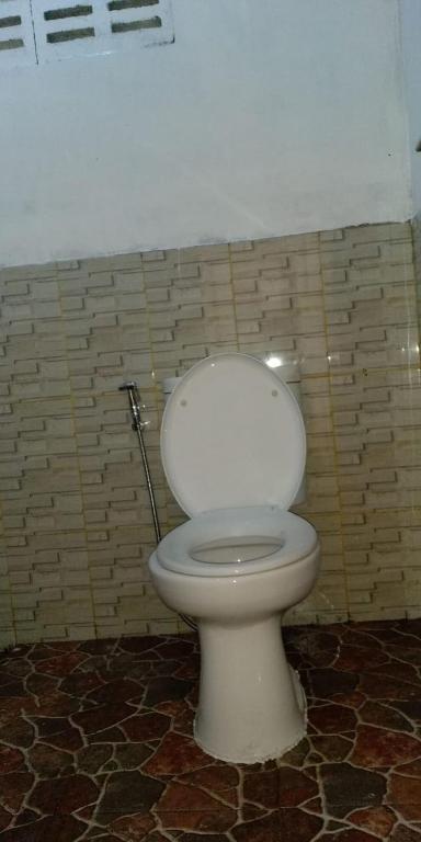 Made Roejas Family - Quarto Individual Com Banheiro Privativo