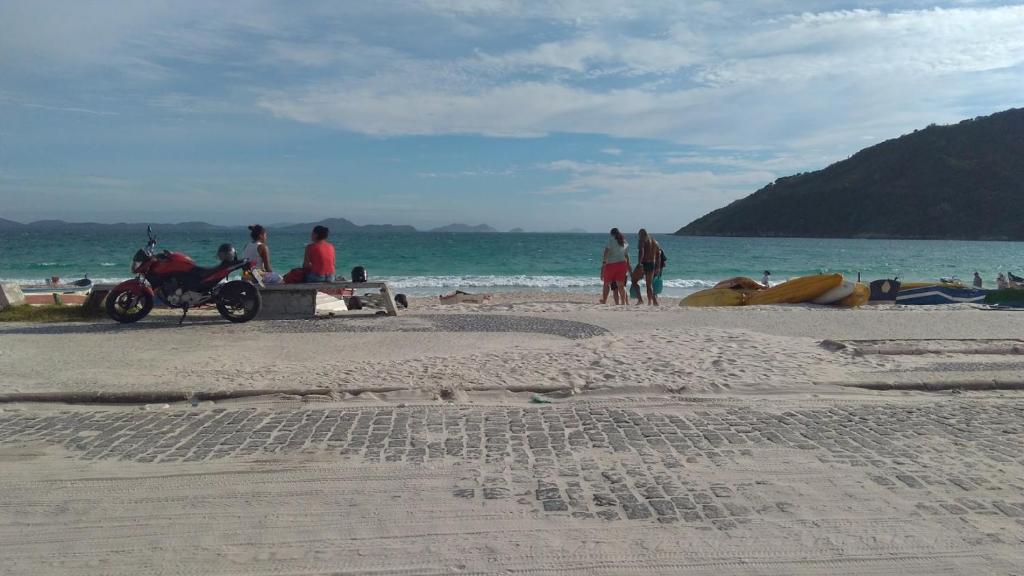  Pé na areia na Prainha (1 suíte) e 2 vagas de garagem