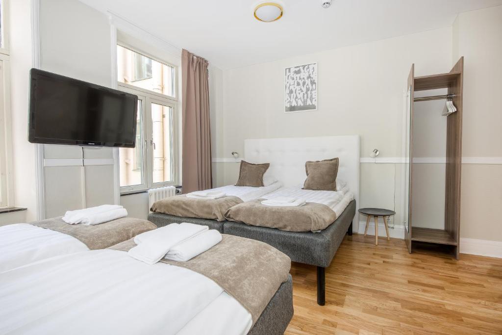 City Hotell Avenyn - Resim 19