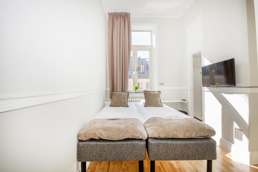 
Small Double or Twin Room
