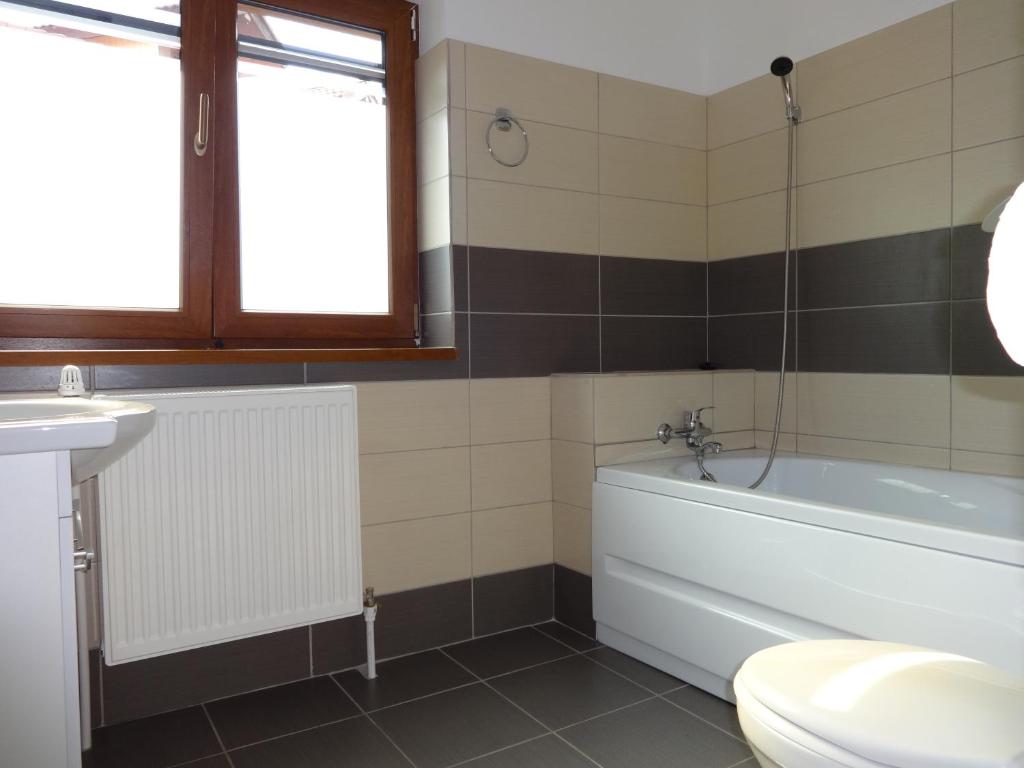 Koupelna v ubytování Villa Zorba