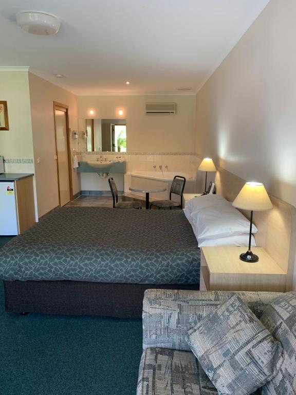 Posezení v ubytování Arthur Phillip Motor Inn