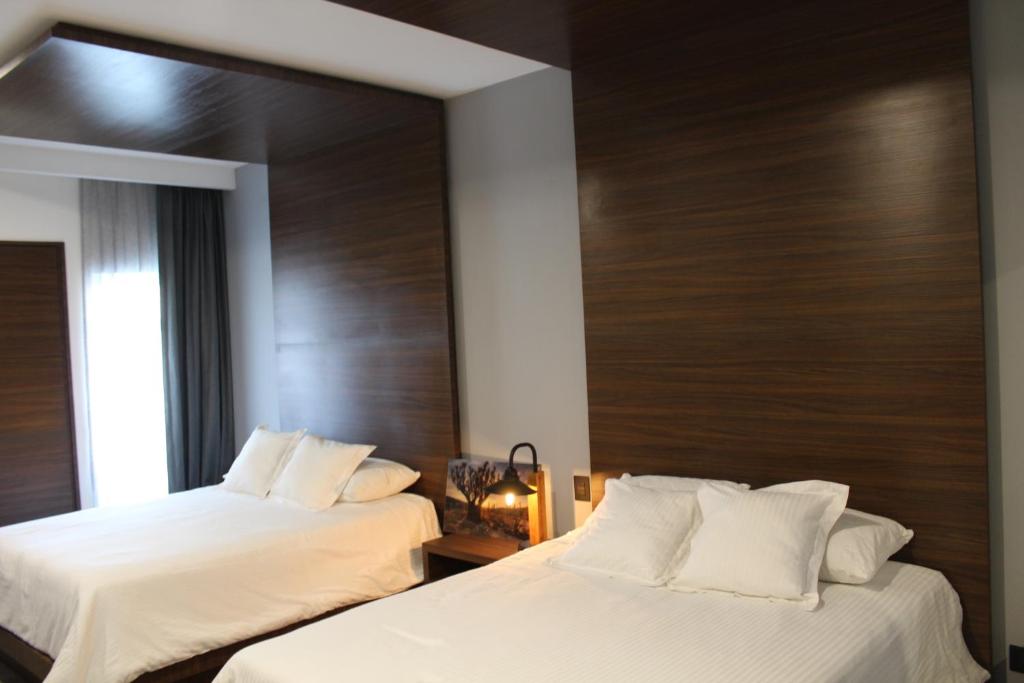Hotel Diana - Doppelzimmer Mit Zwei Doppelbetten