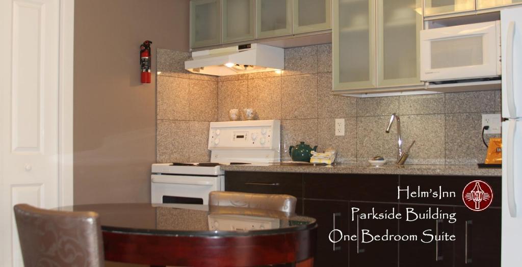 Helm's Inn - Resim 15