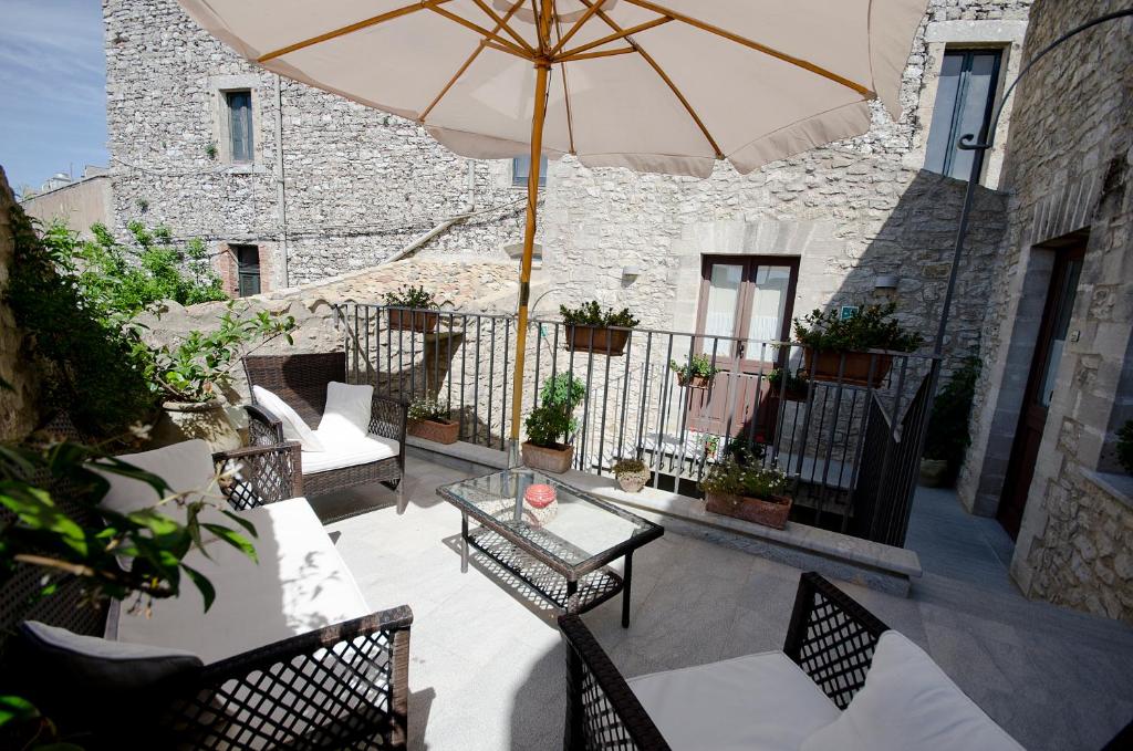 Balkón alebo terasa v ubytovaní Residence Erice Pietre Antiche