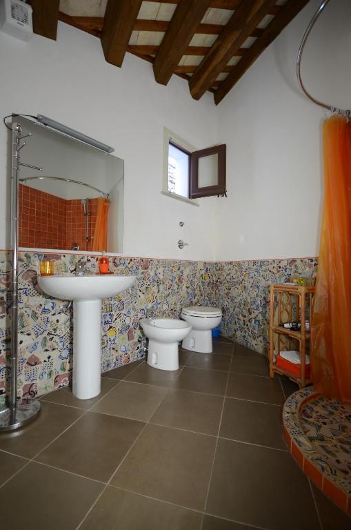 Kúpeľňa v ubytovaní Residence Erice Pietre Antiche
