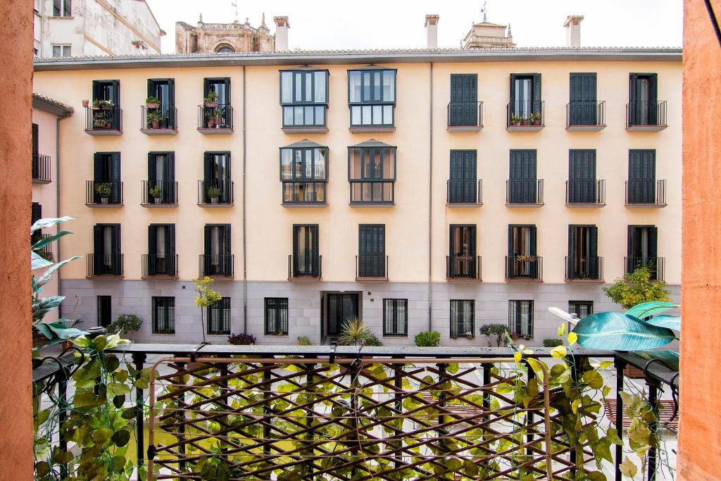 Apartamentos Palacio de los Jerónimos - 14