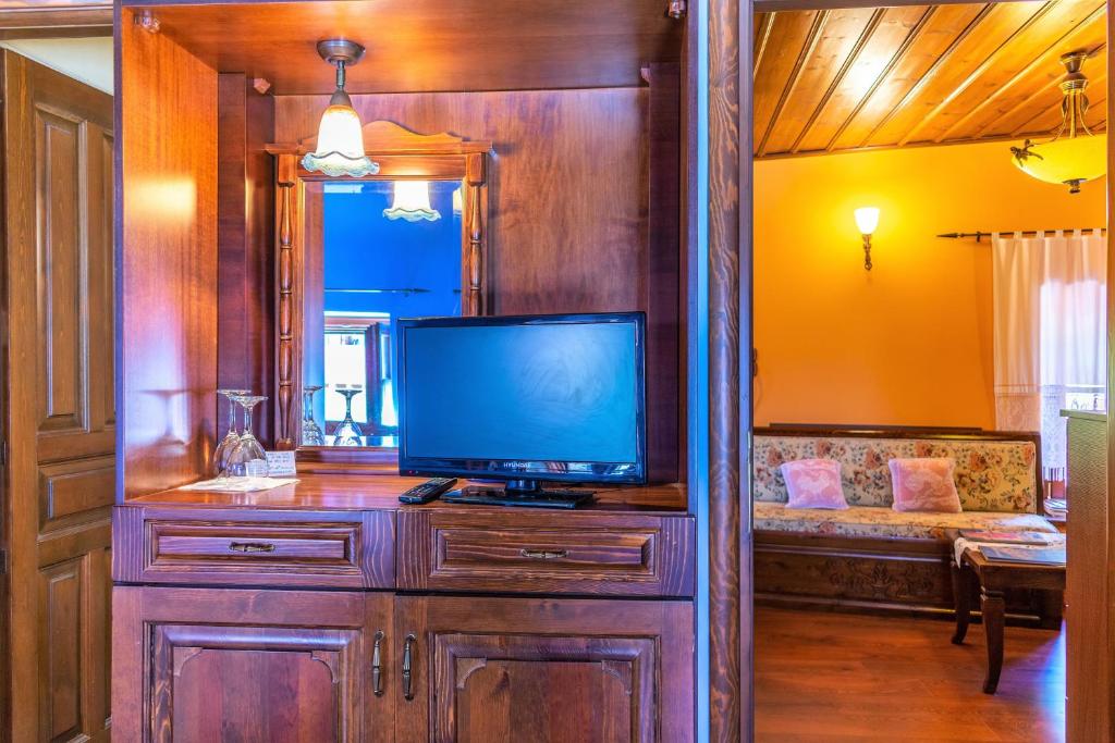 Petrino Guesthouse - 5