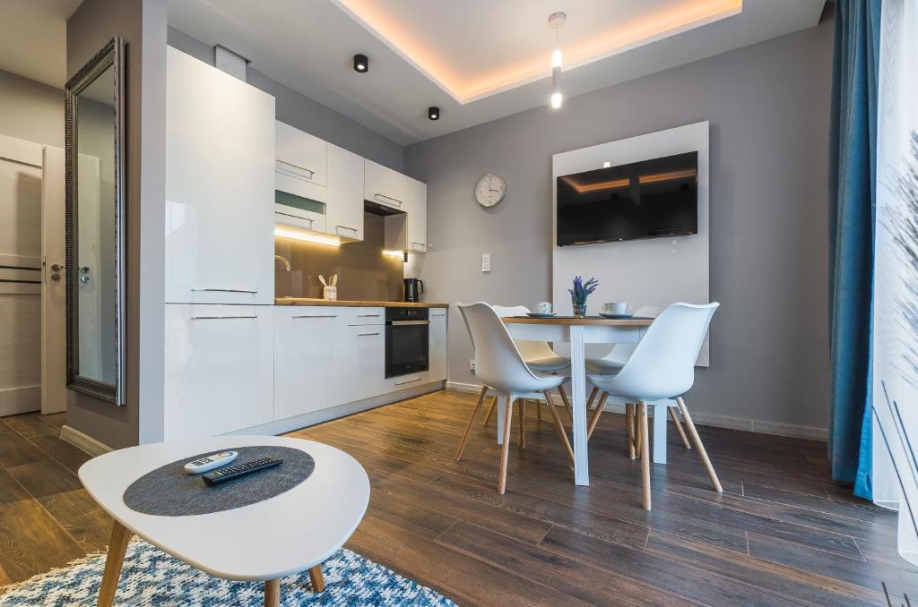 Apartamenty i Pokoje InforesPark - 4