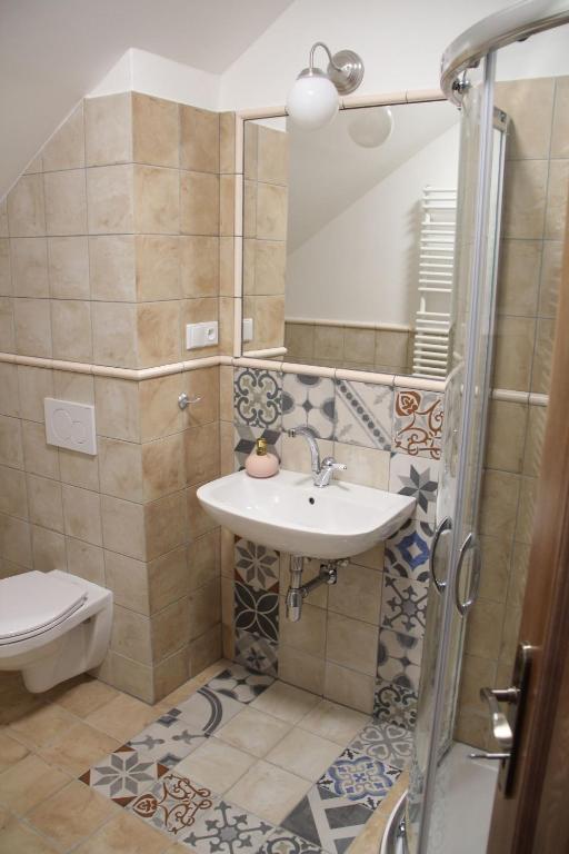 Koupelna v ubytování Resort Rybníček