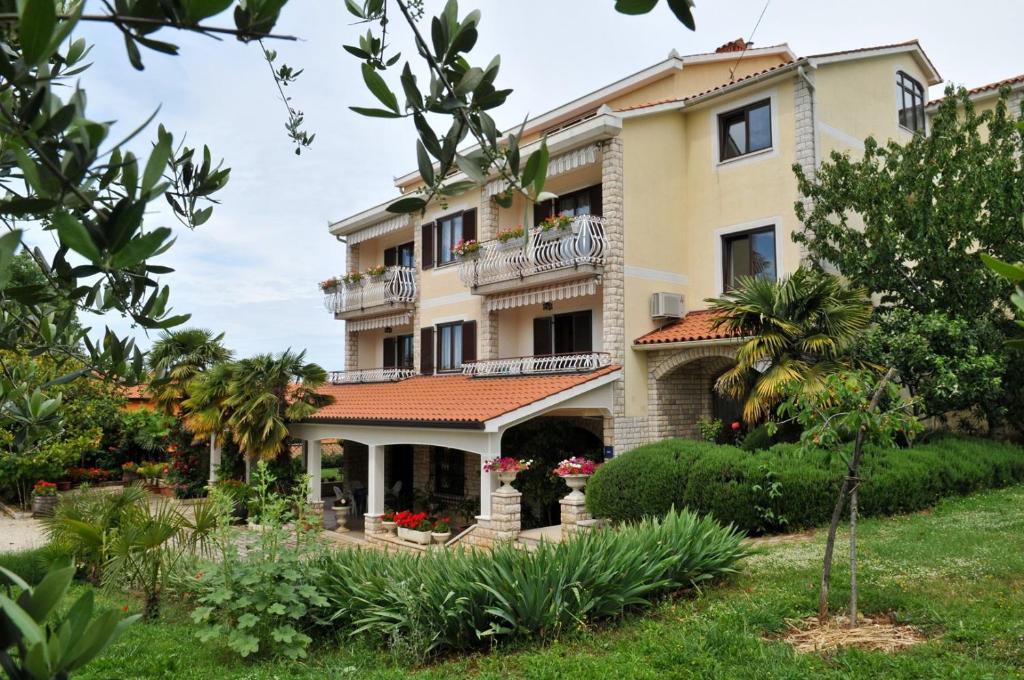 Gallery image of Haus Liliana in Vabriga