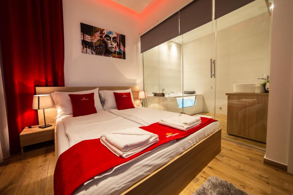 Royal Suites - 