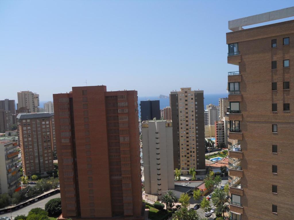 a view of a city with tall buildings at San Francisco - Fincas Arena in Benidorm