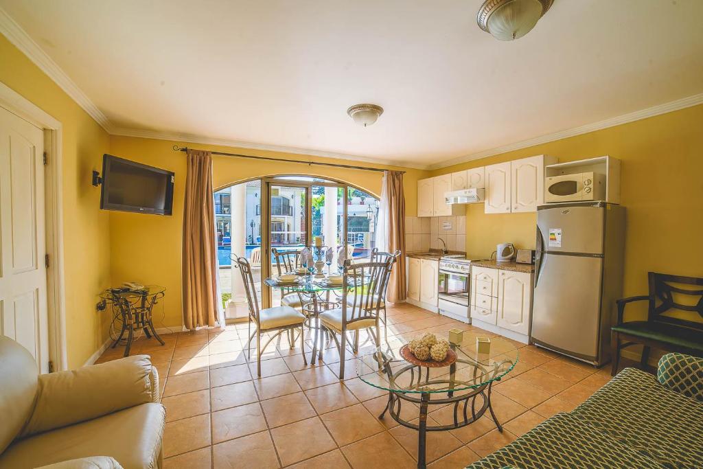Kuchyň nebo kuchyňský kout v ubytování Aparthotel Serena Dream