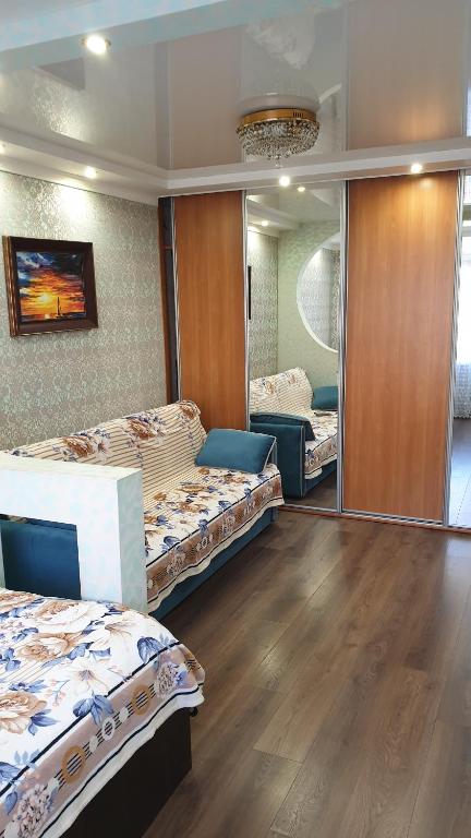 Apartment on Khersonskaya street - отзывы и видео