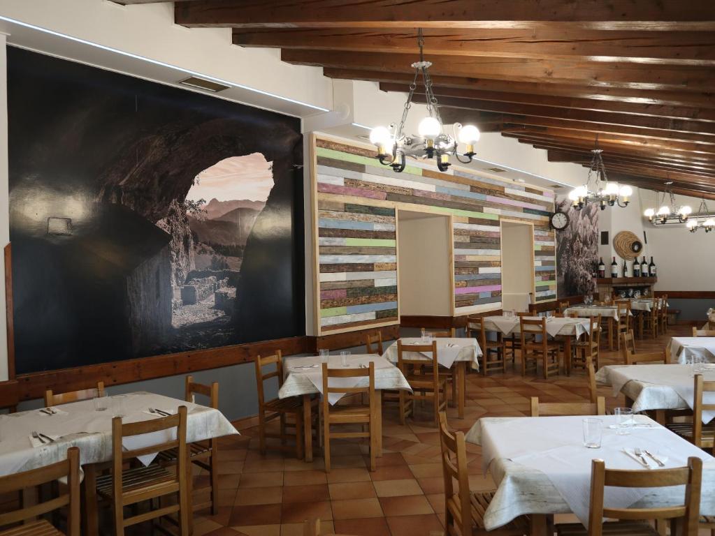 Restaurace v ubytování Ostatu Zegama