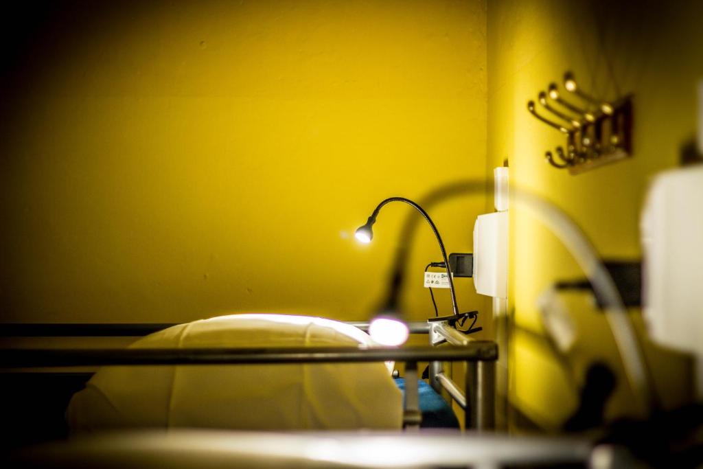 Postel nebo postele na pokoji v ubytování Hostel Santa Monaca