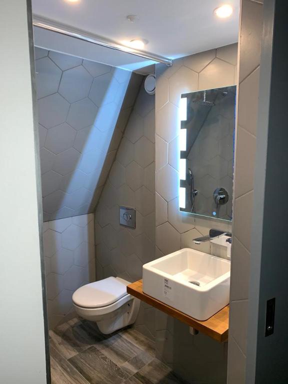 Hotel Restaurant Old Bridge - Resim 12