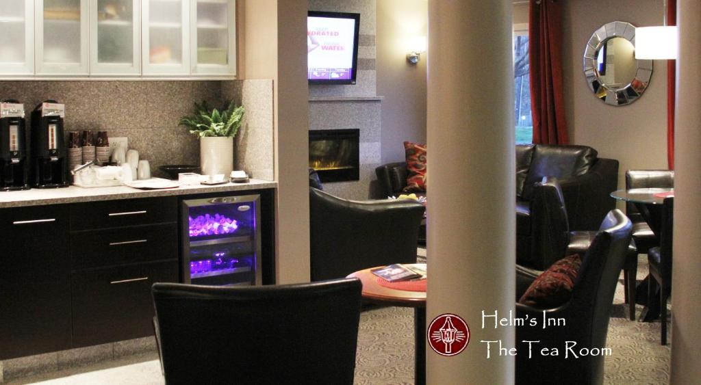 Helm's Inn - Resim 14