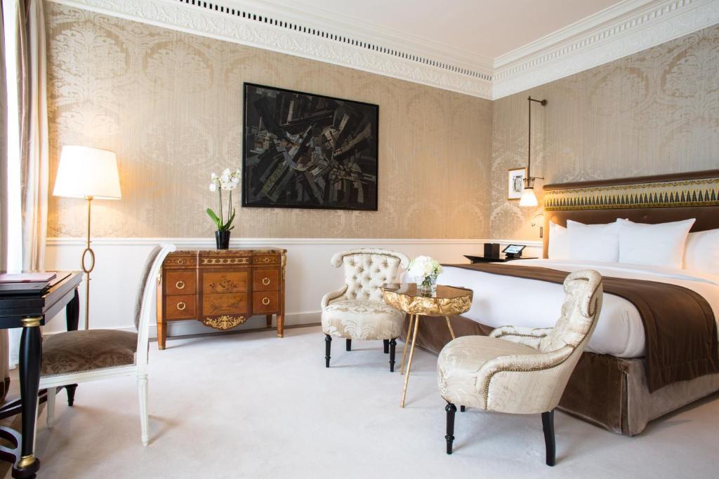Premier Room