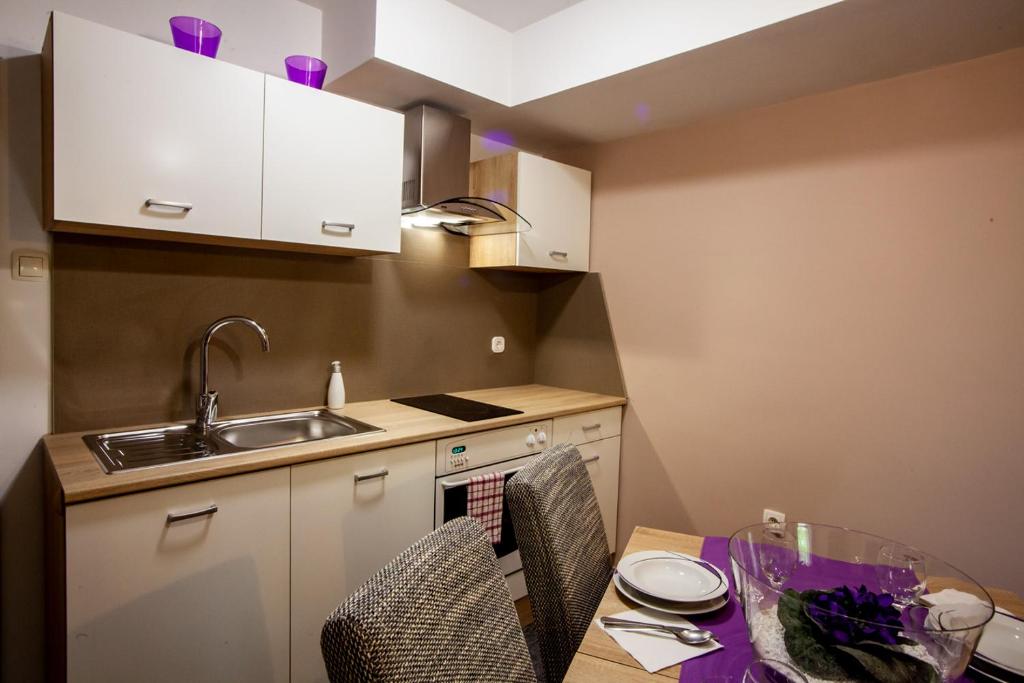 apartma Golovec - Two-Bedroom Apartment