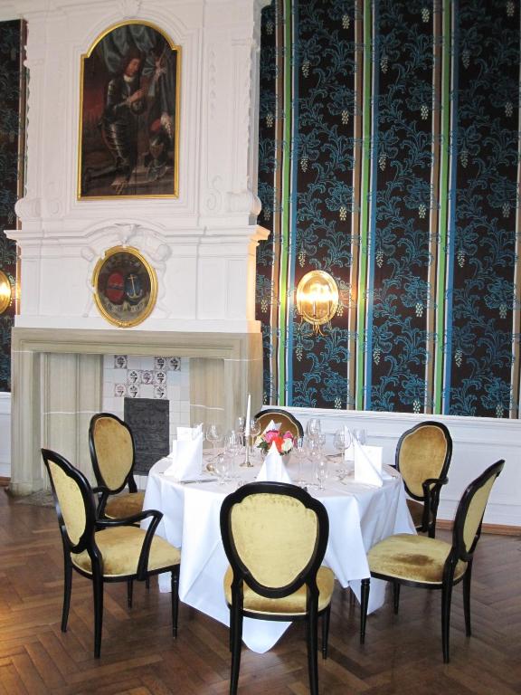 Posezení v ubytování Hotel Schloss Wilkinghege