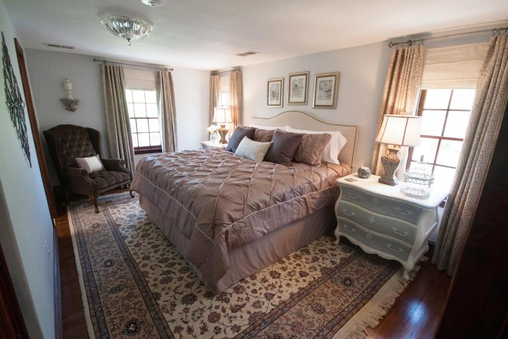 Airwell Bed and Breakfast - Deluxe King Suite