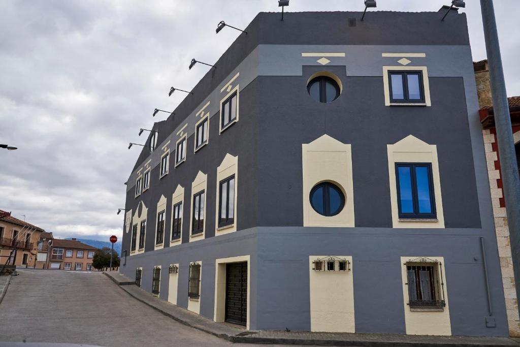 The building in which a vendégházakat is located