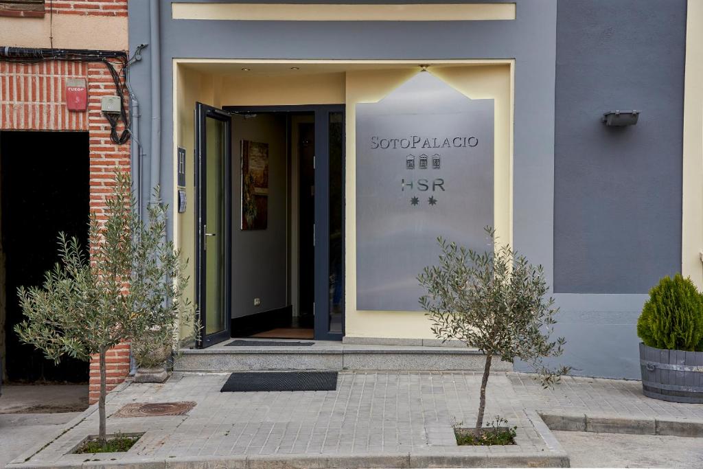 The facade or entrance of Sotopalacio HSR