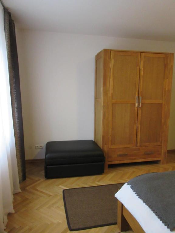 Home Apartments - 13