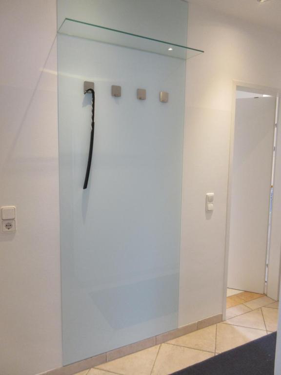 Home Apartments - 11