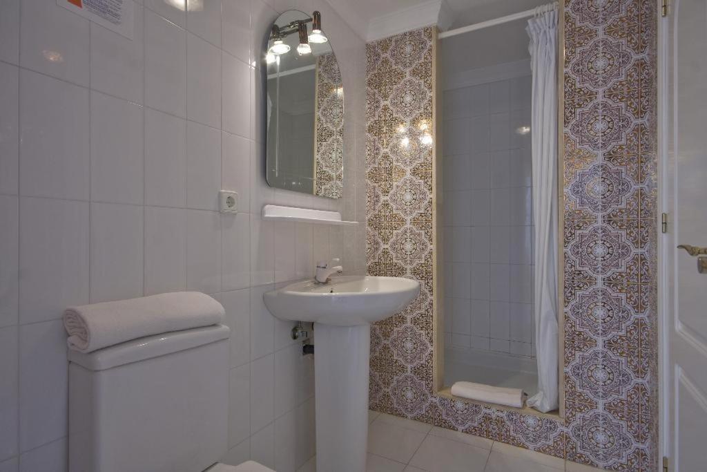 A bathroom at Villa Cora