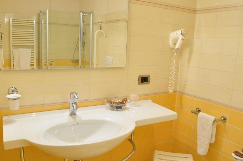 Koupelna v ubytování San Giorgio, Sure Hotel Collection by Best Western