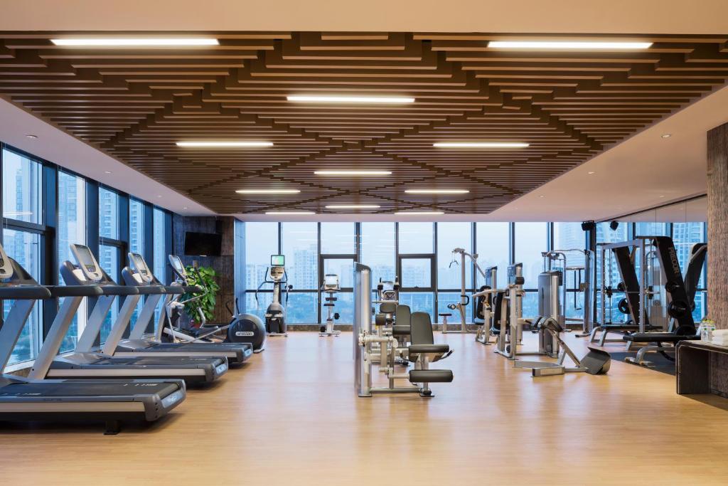 Fitness centrum a/nebo fitness zařízení v ubytování Wanda Realm Jiangmen