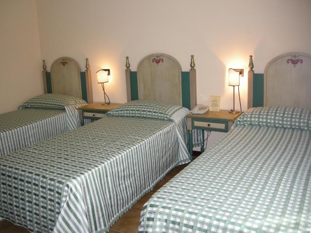 Hotel Fiordigigli - Einfaches Dreibettzimmer