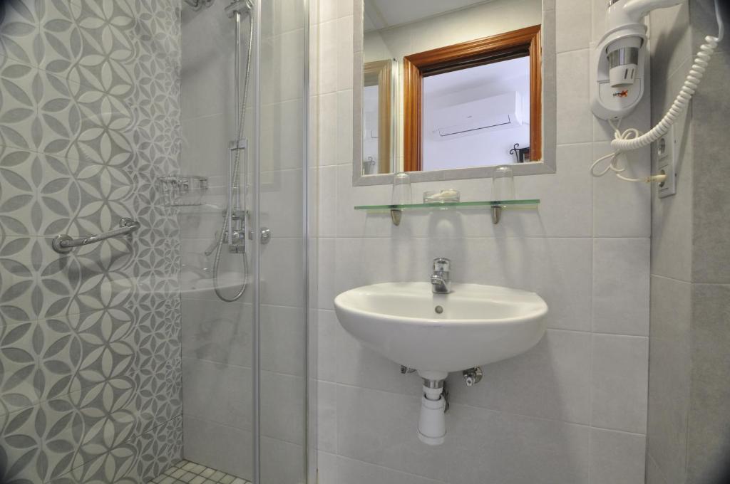 Koupelna v ubytování Hostal Almanzor