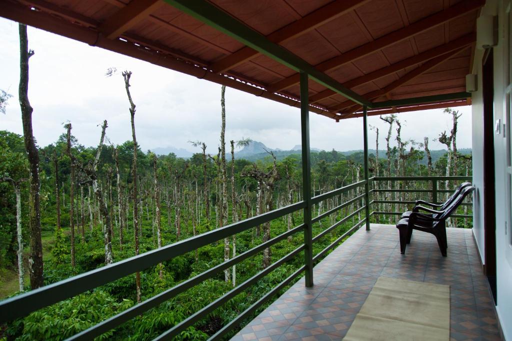 THE SUVISTARA WAYANAD KERALA - Habitación Doble Con Vista A La Montaña