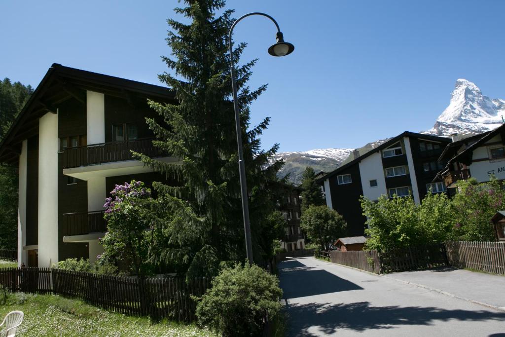 Nespecifikovaný výhled na hory nebo výhled na hory při pohledu z apartmánu
