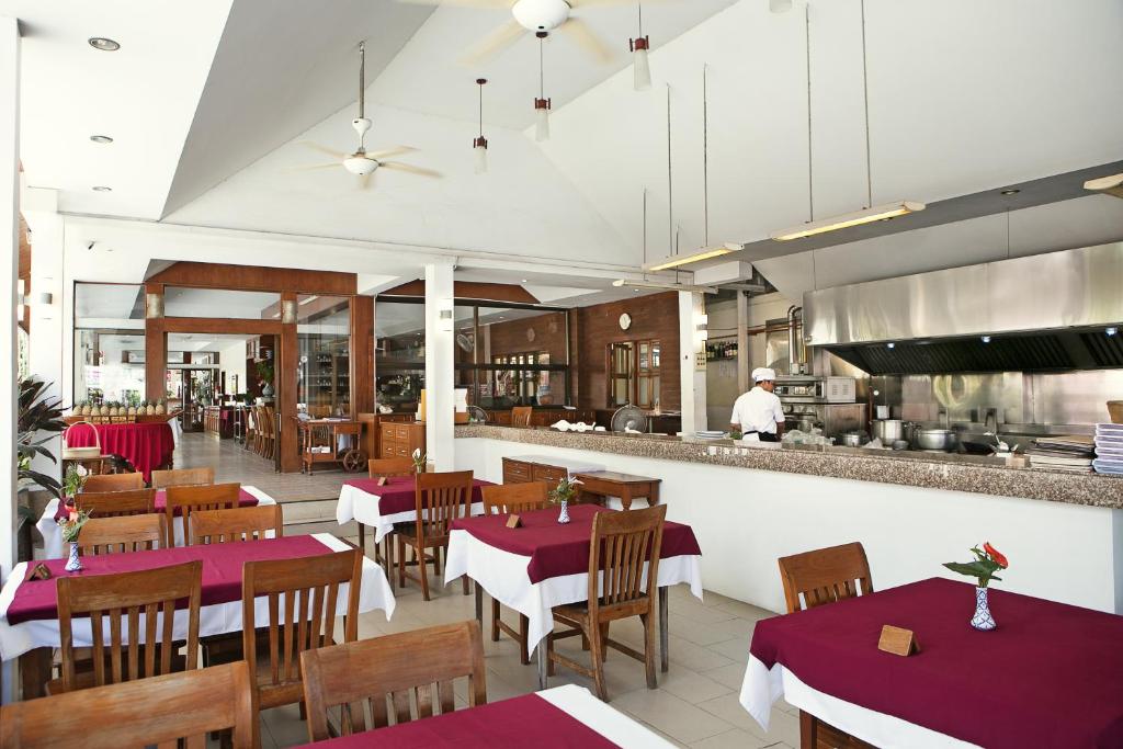 Patong Palace Hotel - SHA Extra Plus - Resim 39