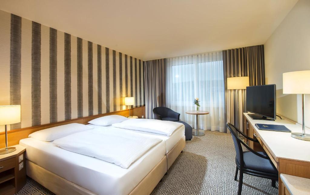 Maritim Hotel Stuttgart - Resim 9